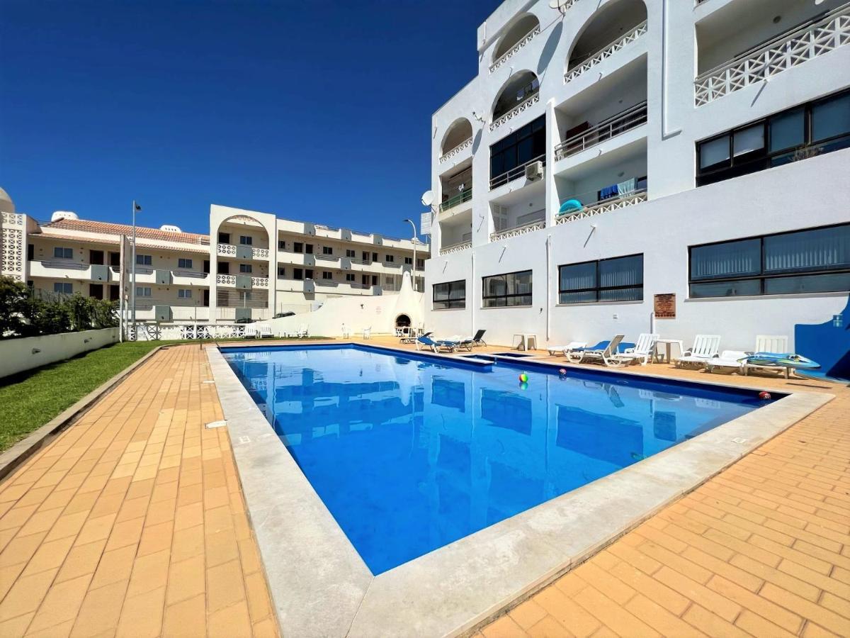 Albufeira Classic With Pool By Homing Zewnętrze zdjęcie
